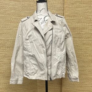 Relativity Women's Light Beige Utility Jacket with Epaulets